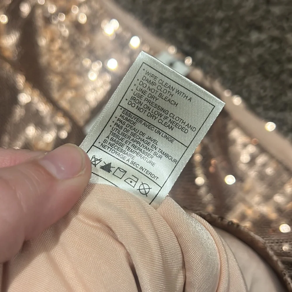 NWT BB Dakota Rose Gold Sequin Skirt 6